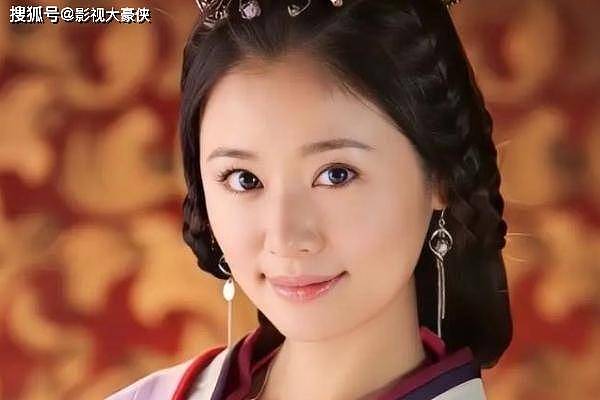 别“挤胸”尬演古装美人了，这6位女星告诉你，什么叫古典美人（组图） - 27