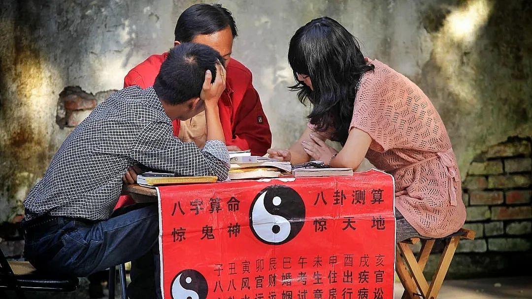 紧急！悉尼警方发布中文警告！这群骗子专搞华人，已有很多人中招，损失惨重....（组图） - 2