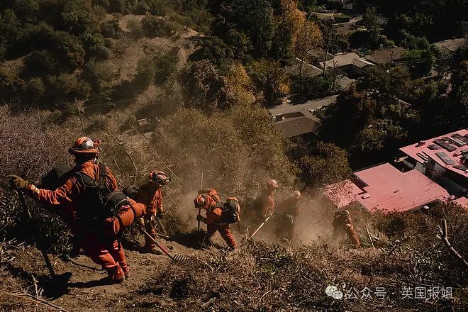 加州大火丝毫未减烧出火龙卷又现魔鬼风！美国网友对比重庆山火救援后大破防（组图） - 24