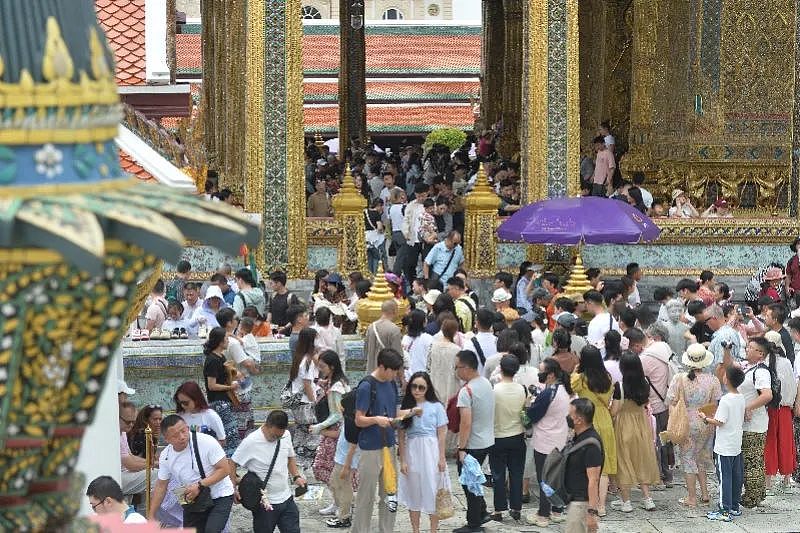 泰国之旅大量取消，上海往返曼谷机票降价四成！逃离者曝杨泽琪被关在恒生园区，内有妓院，物价贵外界10倍！（视频/组图） - 2