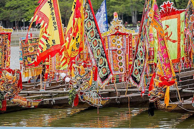 这个春节，不回家的年轻人，选择“流动过年”（组图） - 5