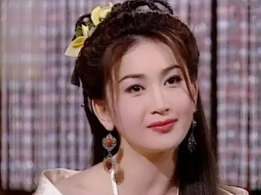 童年女神毁容了？结婚24年无法生子，如今领养私生子？上节目不被尊重惹众怒（组图） - 29