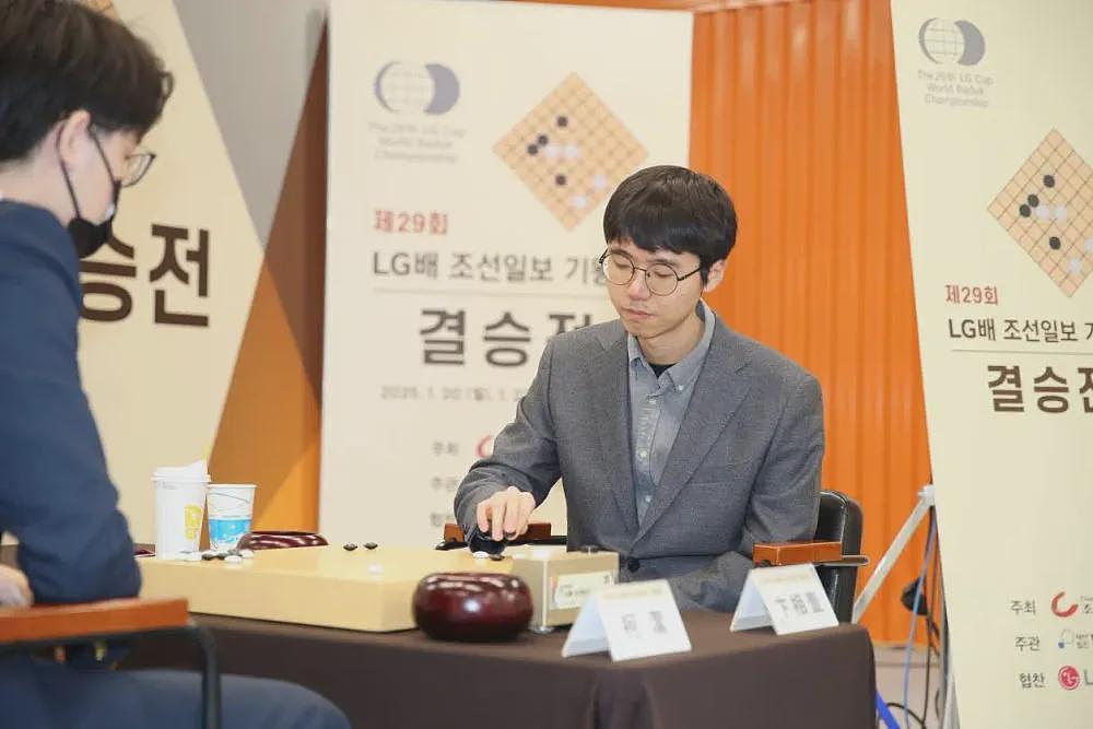 柯洁愤怒退赛！韩国为何规定“死子”放入棋盒盖？（组图） - 2