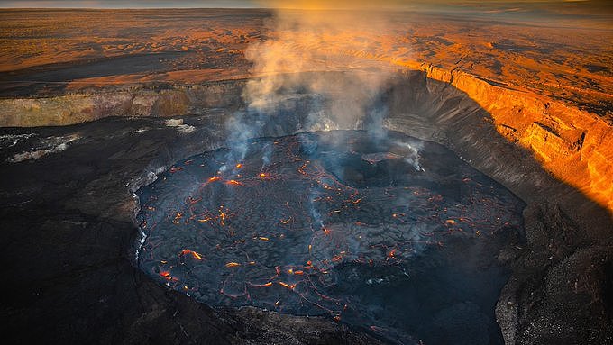 一个月第五次，夏威夷最活跃火山再爆发引发地震（图） - 1