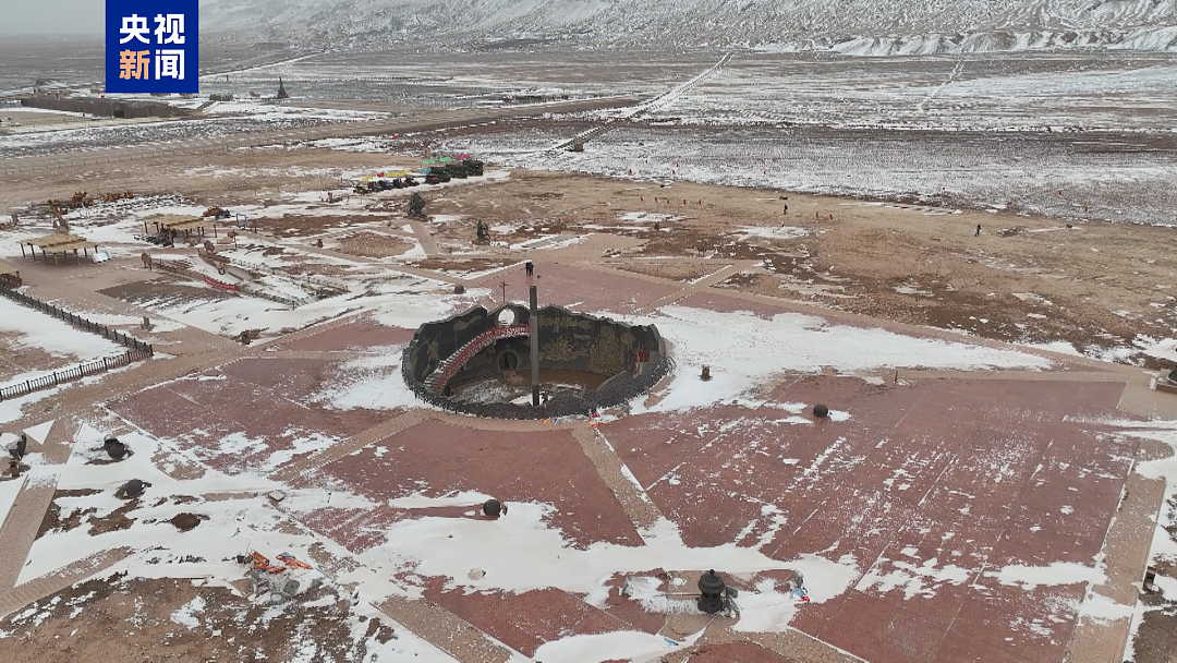 火焰山竟然下雪了！北京四区已出现降雪，河南局地暴雪，连昆明、广东也可能下雪！多地高速封闭、新疆多趟列车停运（组图） - 16