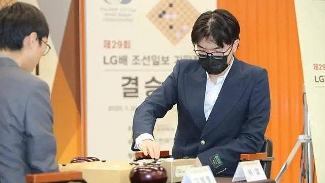 中韩围棋大战：柯洁遭新规绞杀，韩棋手0胜1负夺冠惹胜之不武质疑（组图） - 1