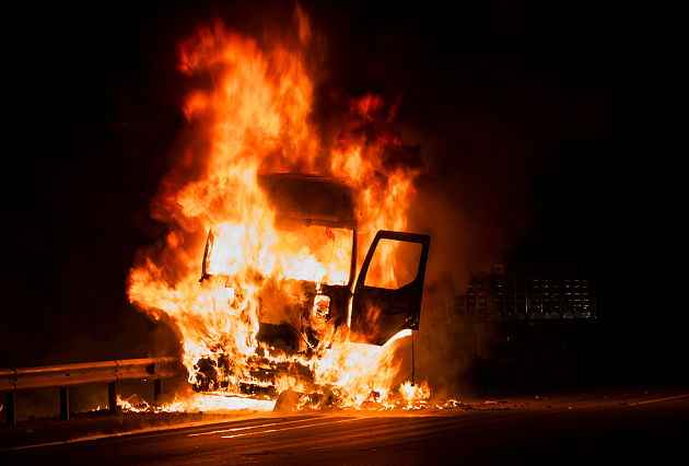 98死69伤！油罐车爆炸致数百人被炸飞，遍地焦尸！街道变废墟（视频/组图） - 8