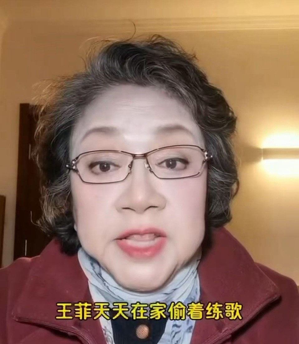 王菲初中泳衣照首公开，从小照顾她的老邻居曝其反抗妈妈沉迷唱歌轶事（组图） - 16