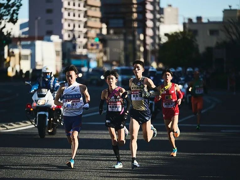 日本热搜第一的“春晚”，没有一个明星（组图） - 10