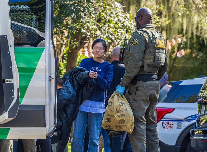 重磅！26中国男女大年初一奔赴美国，刚下船装进货车就被抓！司机收费5200美元...（组图） - 3