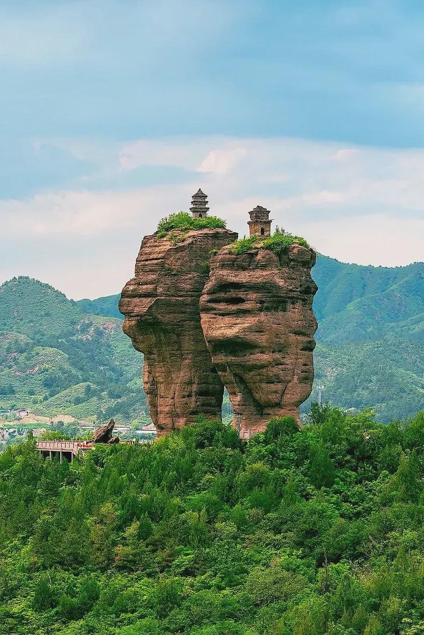 悬崖上的中国10大建筑，最后一个至今无人登顶（组图） - 10