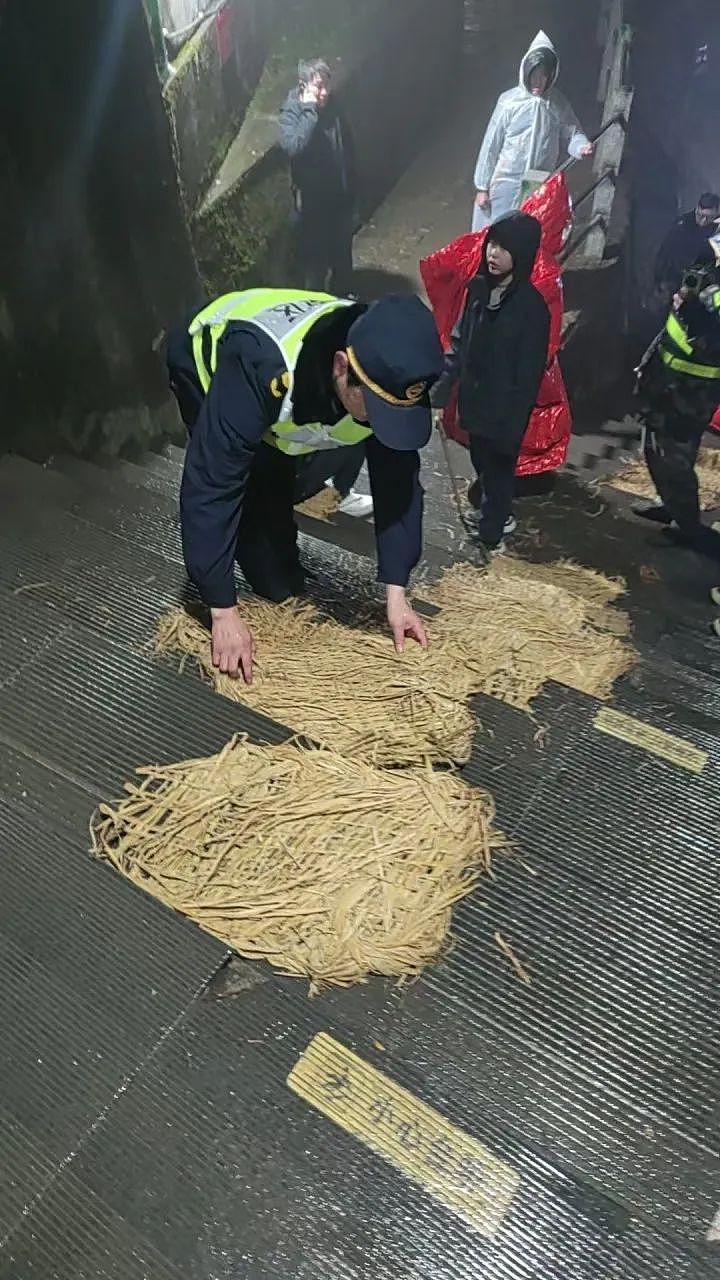 一觉醒来，朋友圈刷屏！有人通宵排队，凌晨4点已经要等超2小时（组图） - 11