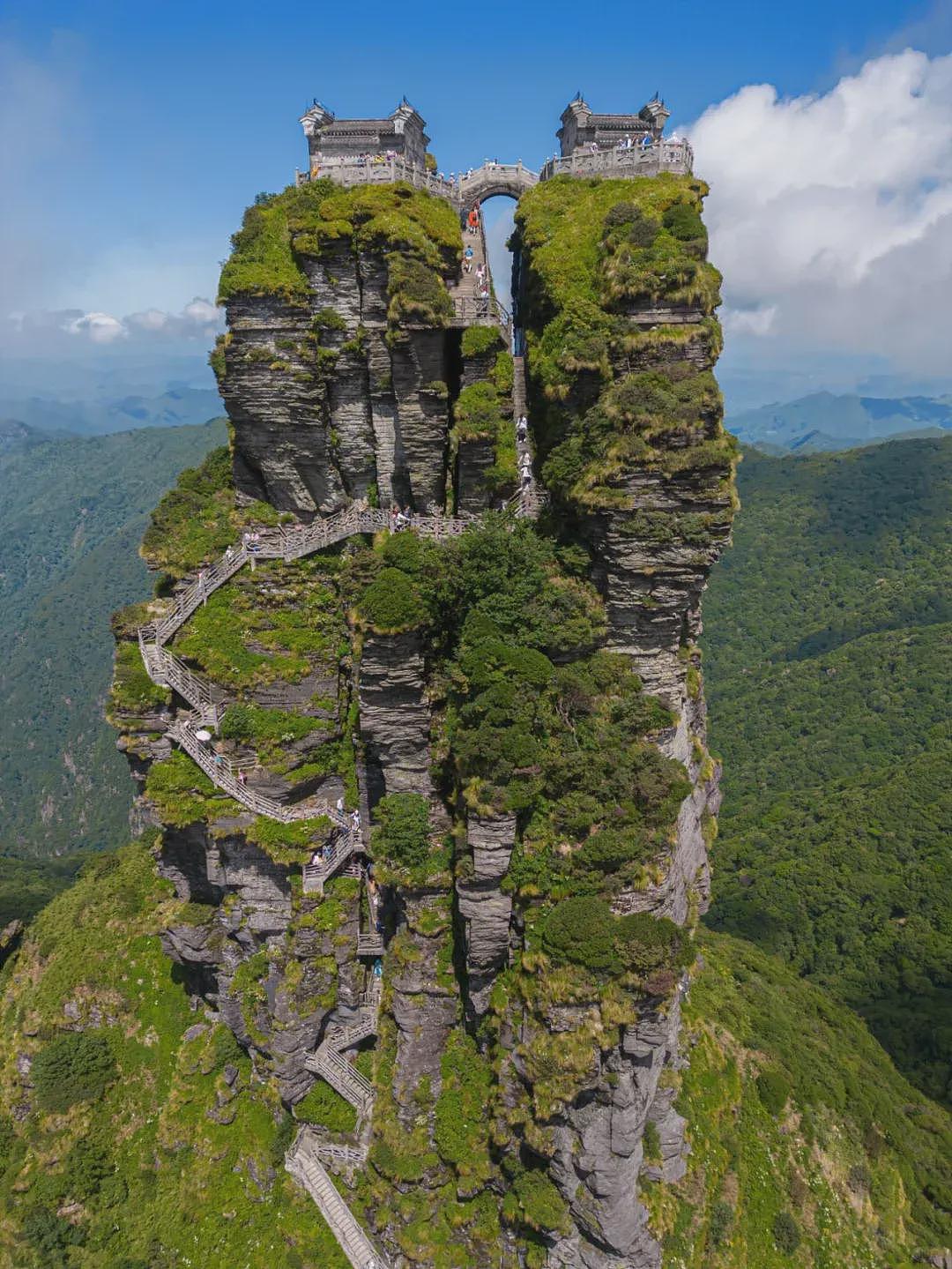 悬崖上的中国10大建筑，最后一个至今无人登顶（组图） - 2