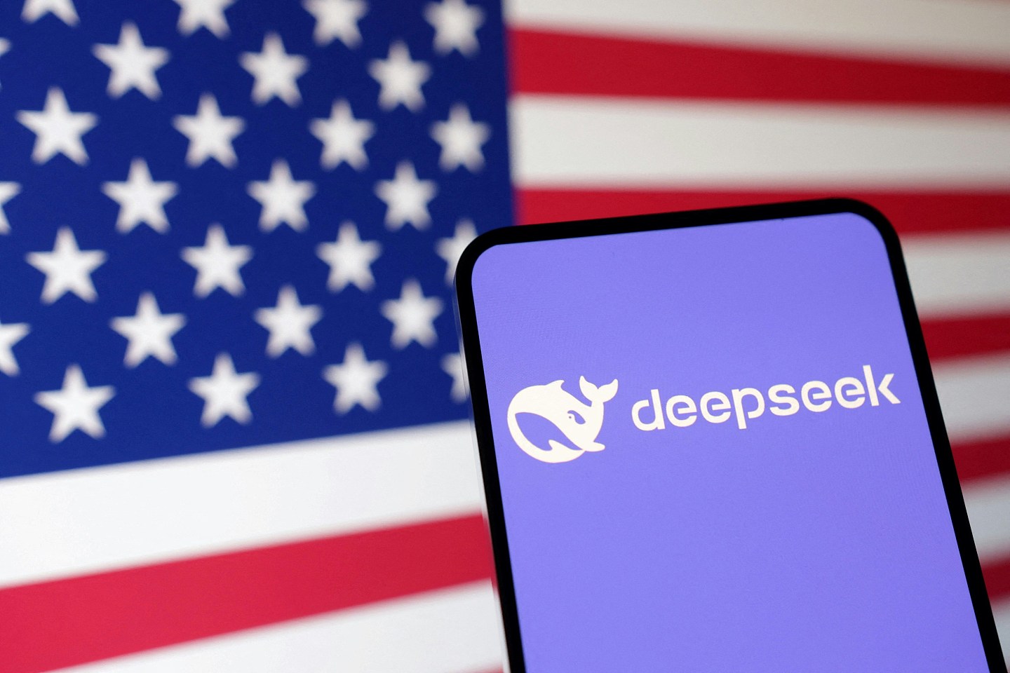 DeepSeek现超2000个山寨网站，60%解析IP位于美国（组图） - 2