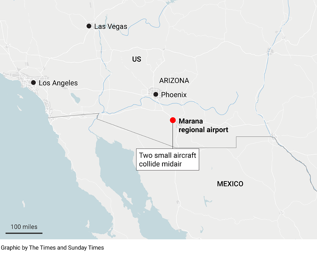 美国又双叒叕空难！亚利桑那机场两架小型飞机空中相撞，至少两人死亡（组图） - 1