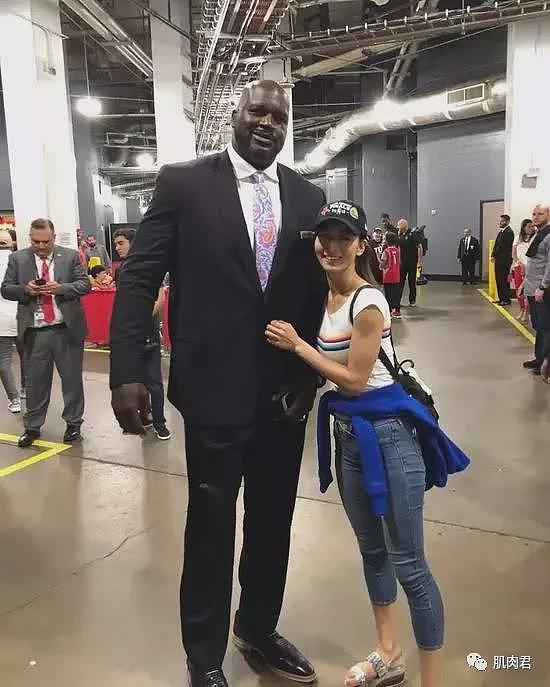 【美女】日本“美臀女王”进军NBA，这还怎么让人专心看球？（组图） - 10