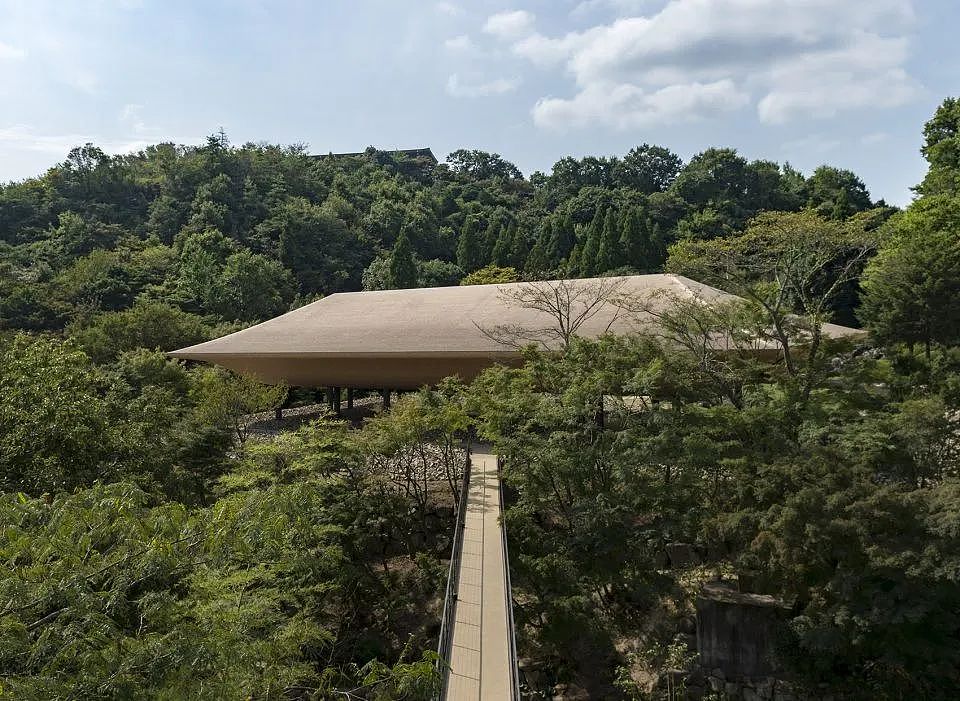 上班不如上香！国内寺庙旅游大火，年轻人为什么爱上了逛寺庙？网友：搞科学不如搞玄学（组图） - 12