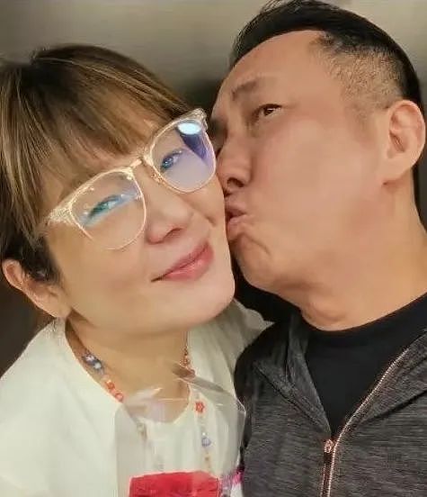 顶级“捞女”离婚了？交往19天闪婚，专挑富豪下手情史超多！分居4年终于离开（组图） - 32