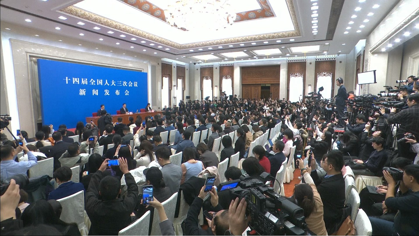 2025中国两会：全国人大三次会议3月5日至11日举行（组图） - 2