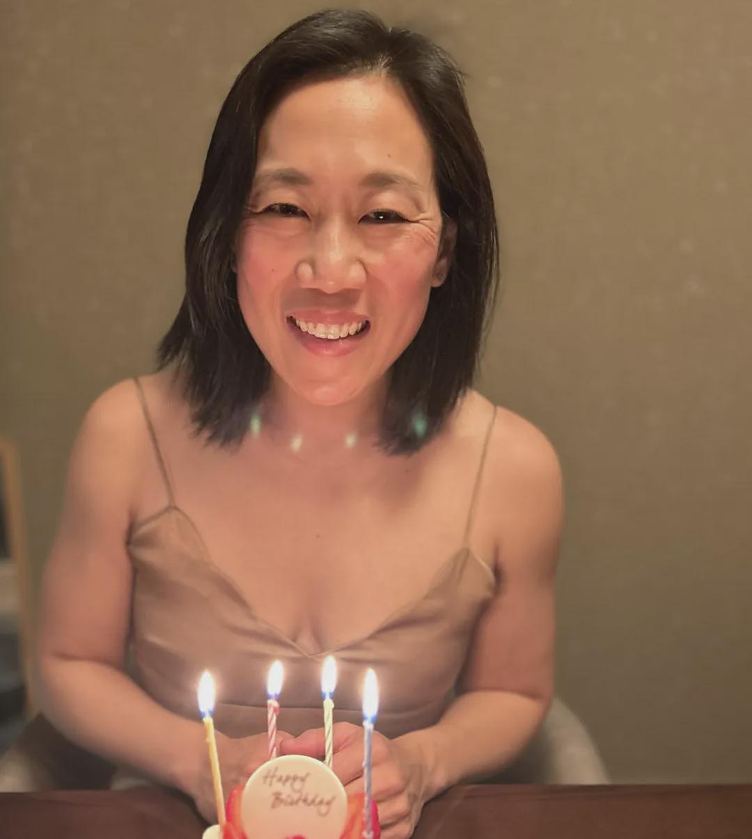 扎克伯格给妻子办豪华生日宴，却自己表演大抢风头。网友：跟杨子老师学的（组图） - 3