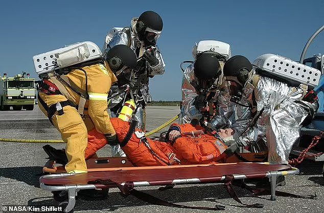 NASA滞留太空九个月的宇航员，恐长期无法行走，医生建议癌症筛查（组图） - 6