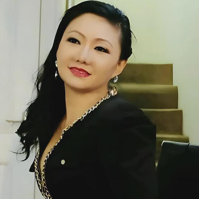 山西美女记者宋利：靠身体征服高官，叫嚣“宁肯杀头也不退赃款”（组图） - 3