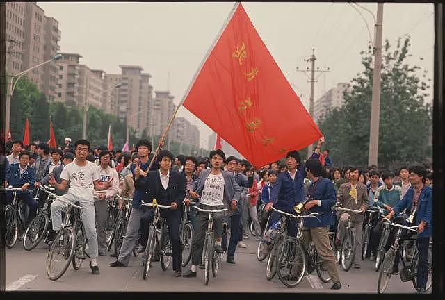 “女权五姊妹”十周年：从苦哈哈到乐呵呵，海外中国女权人士藉“另类脱口秀”反抗父权（组图） - 8