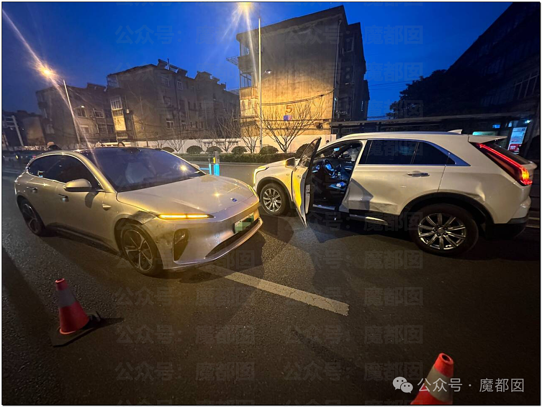 震撼！海底捞锅底撒尿+女友抢方向盘坐牢+白丝女艾滋滥交致多人感染（视频/组图） - 5