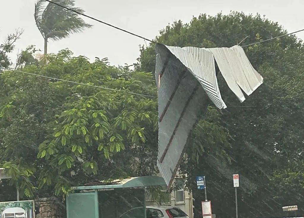 3个月的雨1天下完！昆州多地暴雨成灾，数条街道被淹洪水泛滥（组图） - 15