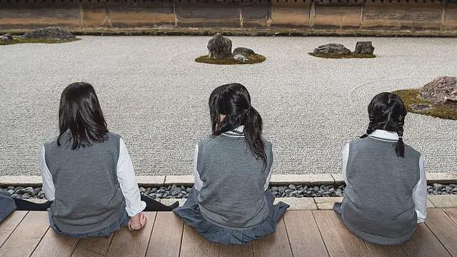 台湾校服照片网站“制服地图”涉存大量盗用学生照，被摄者年龄从小学到高中（组图） - 1