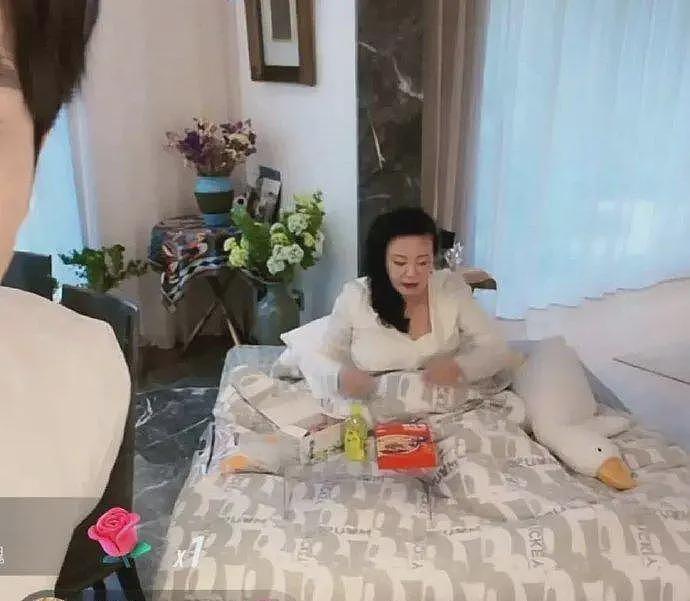 S妈葬女后火力全开！曝大S婚内被“凌虐10年”，张兰评论区沦陷（组图） - 7