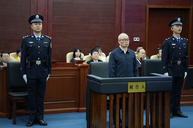 大型央企原“一把手”受贿6043万获刑15年，前任被判12年（组图） - 5