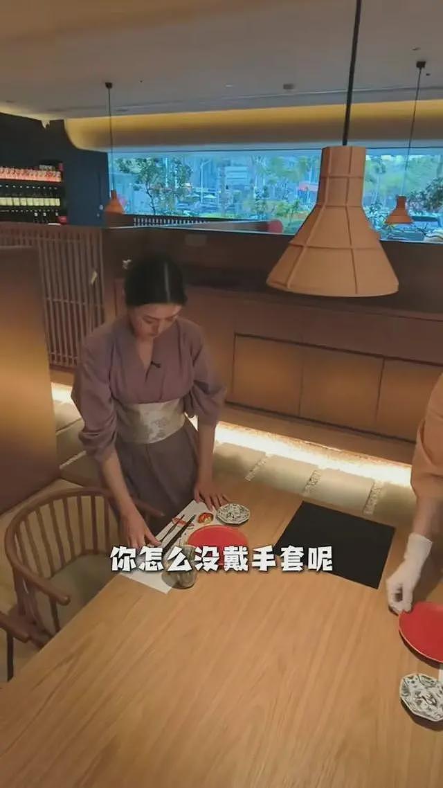 前TVB女演员没戏拍，去东莞做服务员日入180却挨骂，在评论区求职（组图） - 7