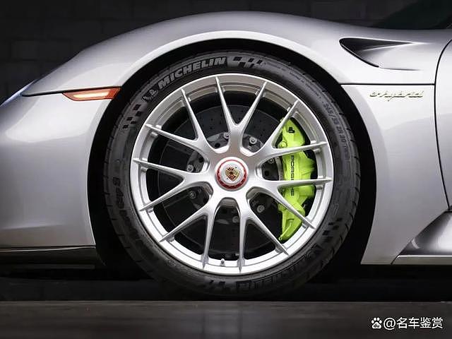 【汽车】每周超跑系列：2015 保时捷 918 Spyder Weissach（组图） - 9