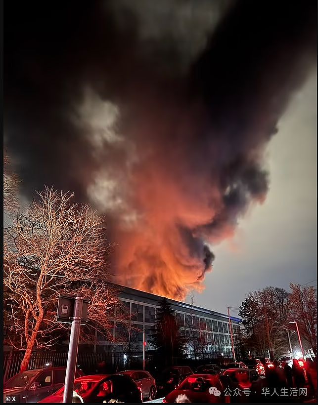 混乱！英变电站爆炸引发全球航班瘫痪！反恐警察调查，专家疑有幕后操控（组图） - 5