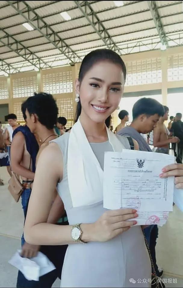 泰国征兵现场再现火辣“美女”!变性人齐聚大秀美貌,抽签定“生死”太刺激...(组图) - 32