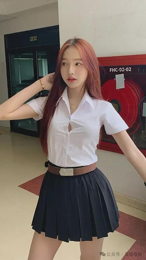 泰国征兵现场再现火辣“美女”!变性人齐聚大秀美貌,抽签定“生死”太刺激...(组图) - 34