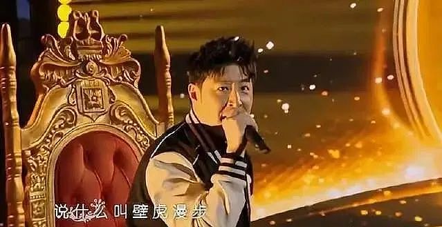 潘玮柏三个月暴瘦20斤！44岁颜值重回巅峰，网友：这下颌线杀疯了（组图） - 7