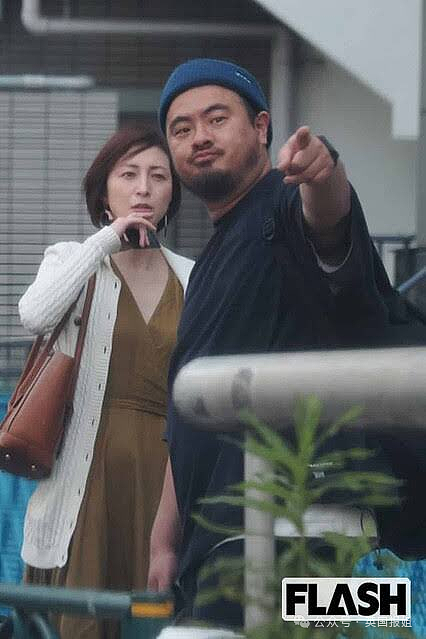 日本国民美少女暴力伤人被捕！追尾大卡车后送医殴打护士，曾因婚内丑闻塌房数次！网友：坠落到底…（组图） - 10