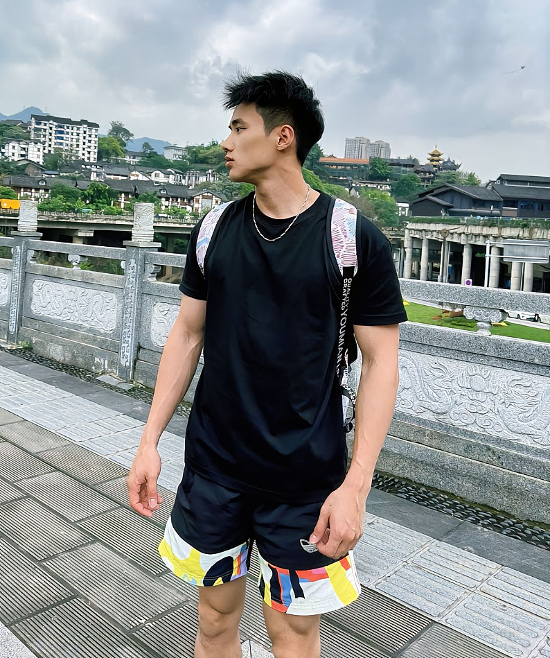 【帅哥】22岁重庆猛男崽儿,精悍公狗腰饱满胸肌,这人鱼线太绝了谁顶得住(组图) - 11