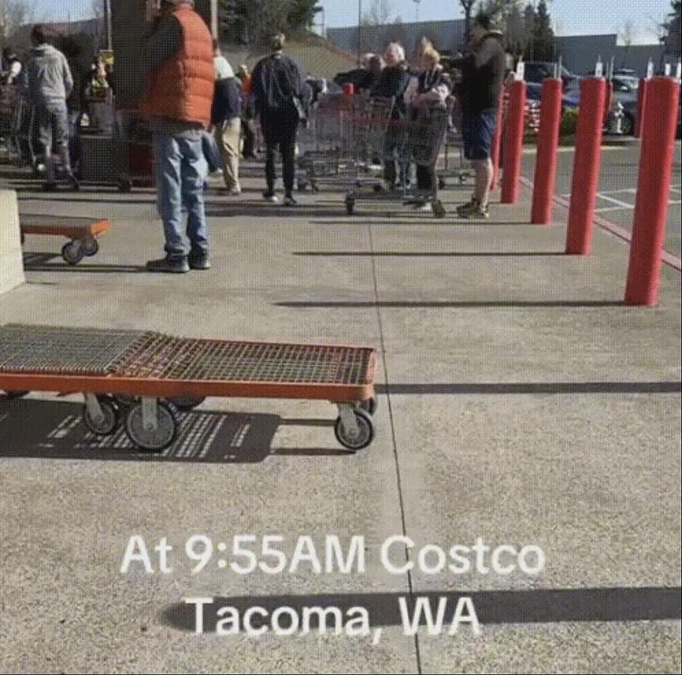 Costco挤爆!卫生纸涨破33刀被疯抢,华人崩溃!买个菜被狠税“再不囤来不及了”(组图) - 5