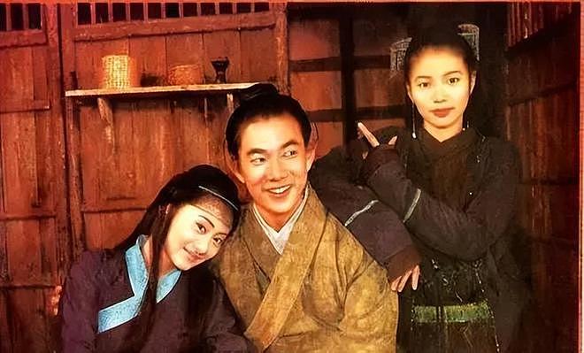 背刺琼瑶、控诉袁咏仪、多次失言被骂:最美琼女郎陈德容错在哪(组图) - 27