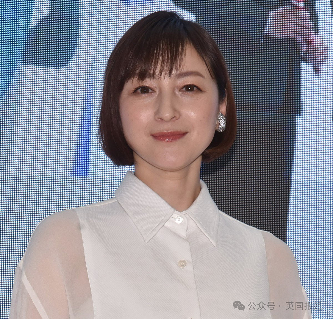 日本国民美少女暴力伤人被捕！追尾大卡车后送医殴打护士，曾因婚内丑闻塌房数次！网友：坠落到底…（组图） - 20