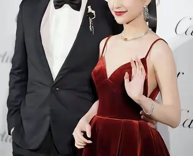 窦骁与何超莲要婚变(组图) - 4