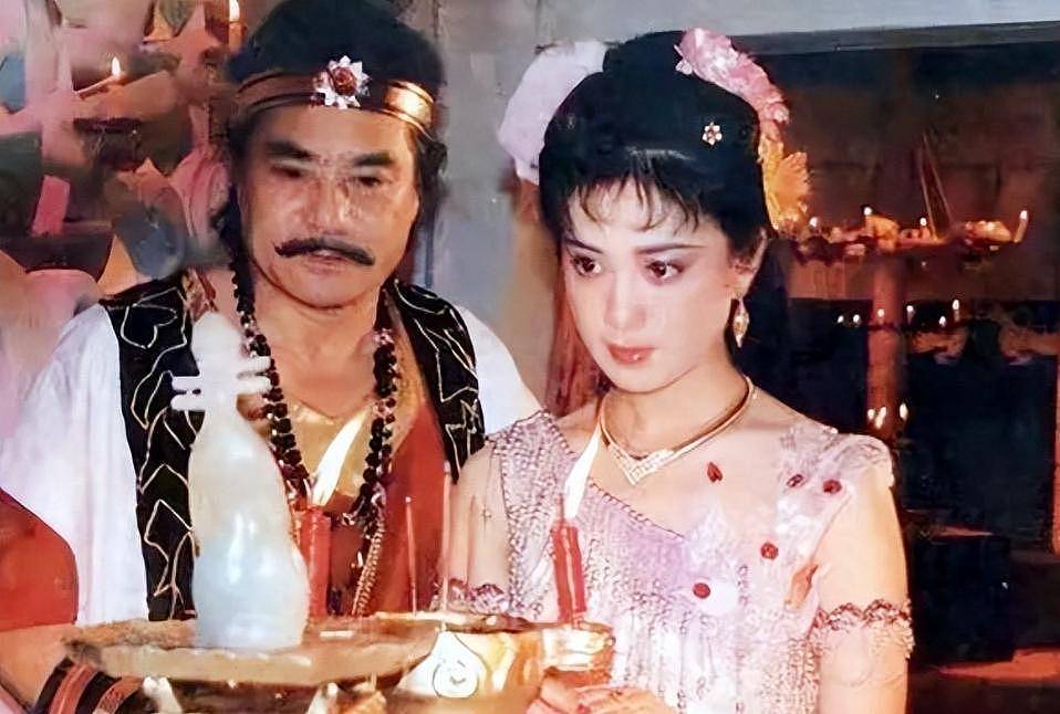61岁傅艺伟罕现身!儿子已去世一年多,与李玲玉相聚状态超好(组图) - 13