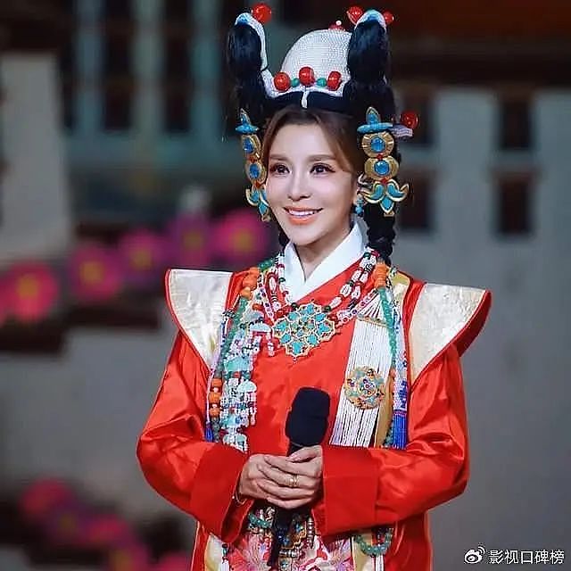 朱迅无锡半马,董卿每日晨跑!51岁的两人上演央视级自律(组图) - 4