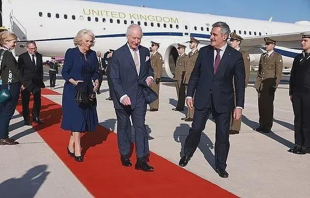 哈里终于回英国?打官司称“脱英是被迫”,“被孤立”!查尔斯赶紧跑了...(组图) - 8