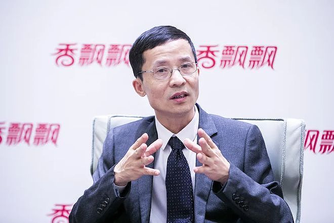 “奶茶千金”勇闯娱乐圈：她家产品绕地球61圈（组图） - 8