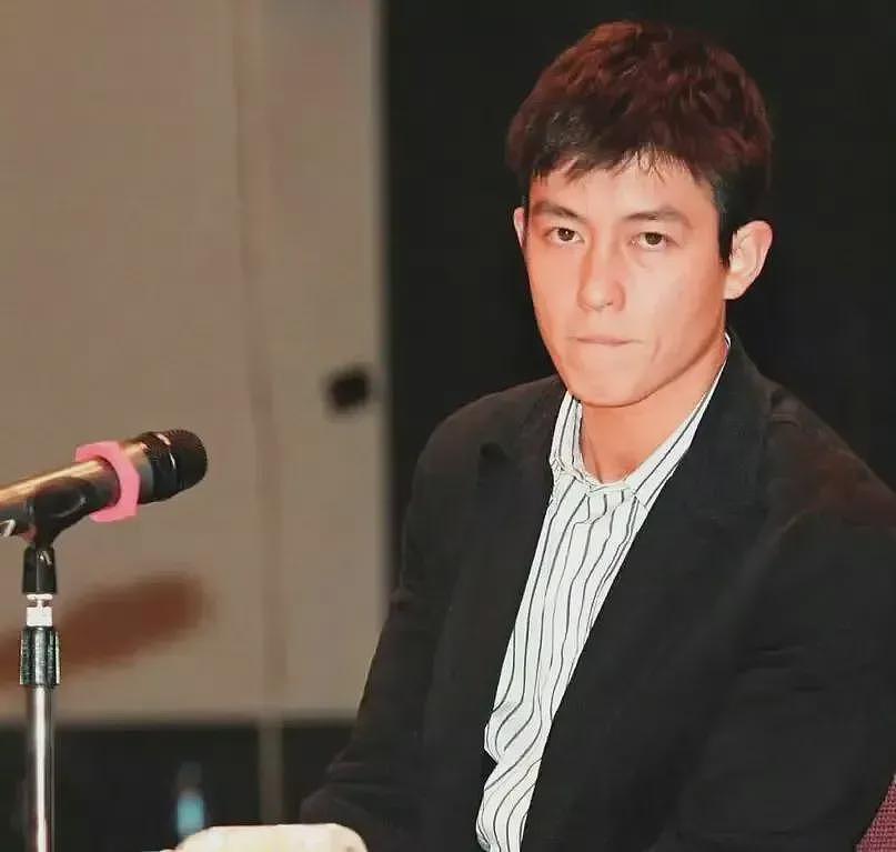 金秀贤戴罪立功，陈冠希被捧上神坛（组图） - 5