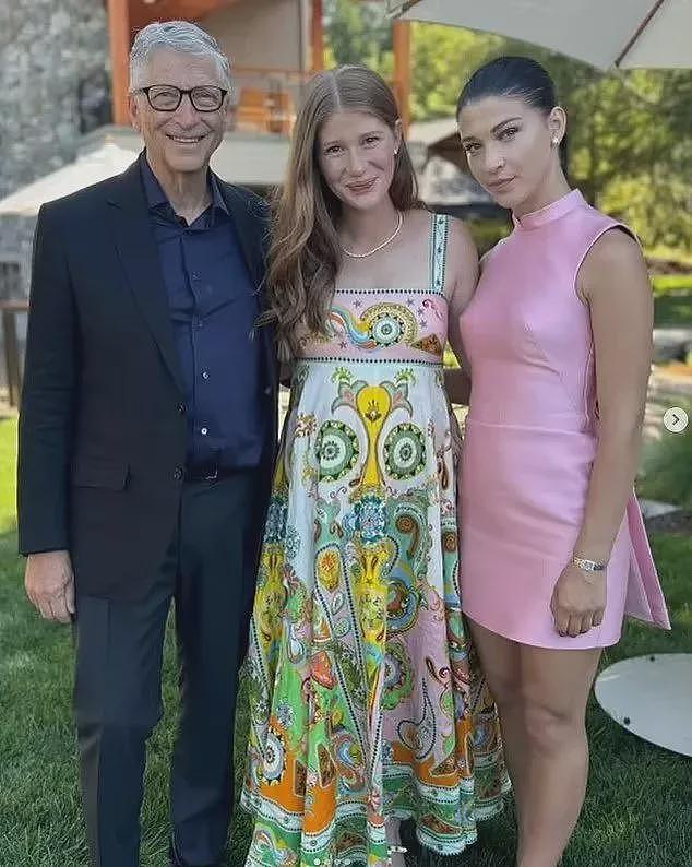 比尔盖茨自曝将会留百分之一财富给三个儿女,网友:百分之一都10亿美金了(组图) - 9